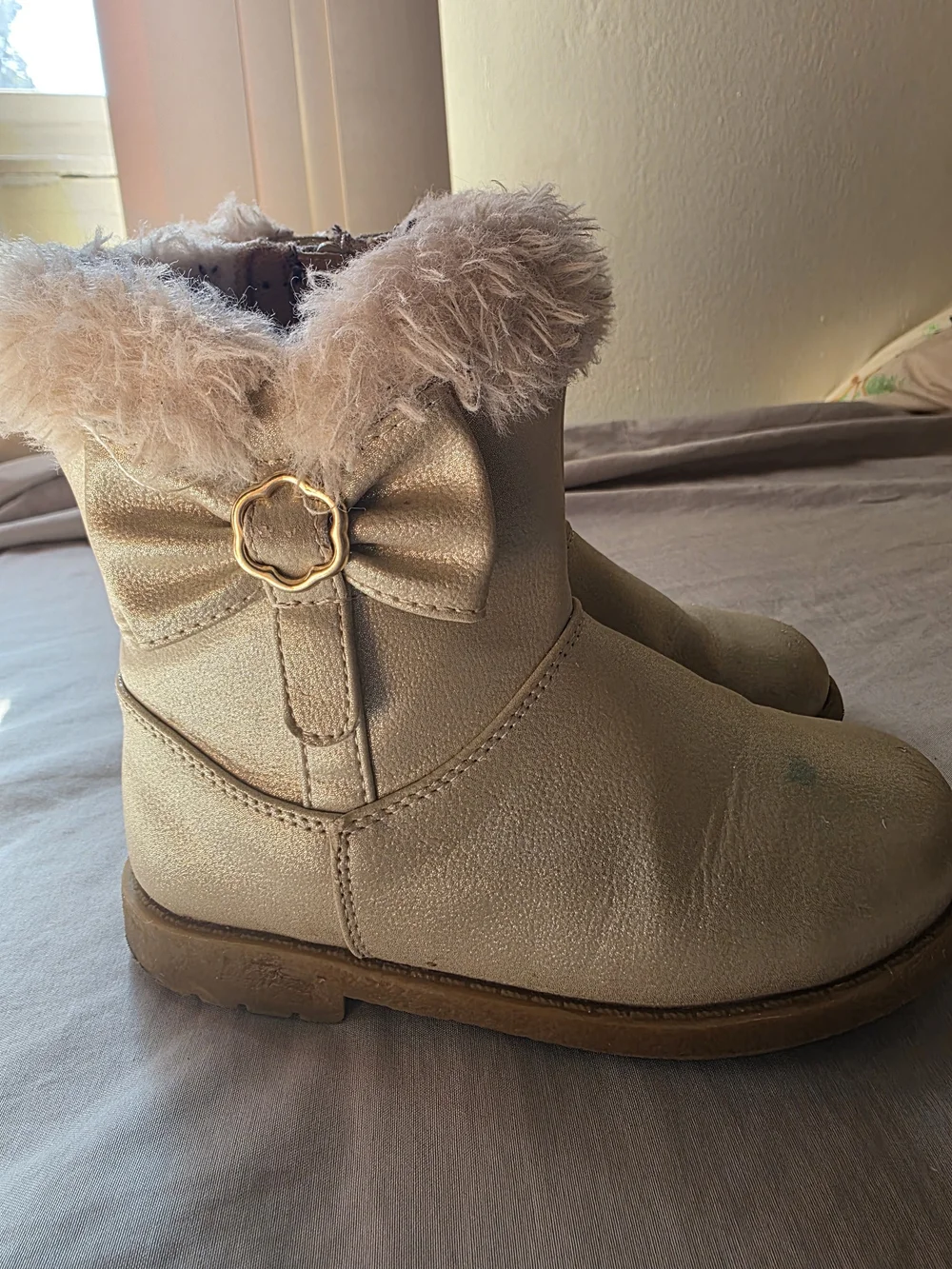 Kids Metallic Gold Faux-Fur Boot with Bow
